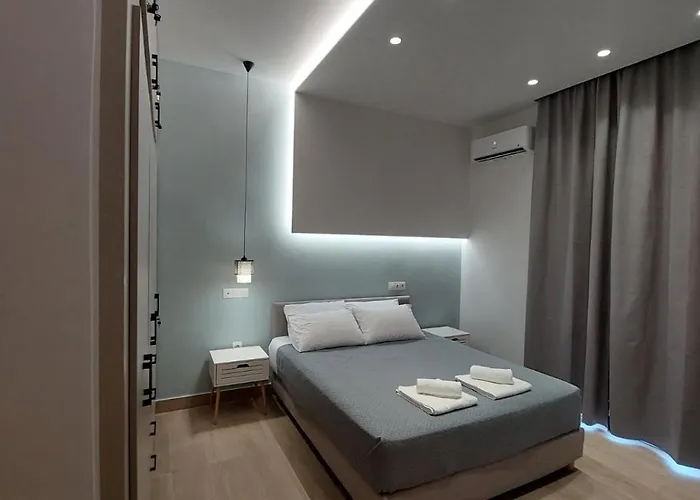 Center * 루트라키